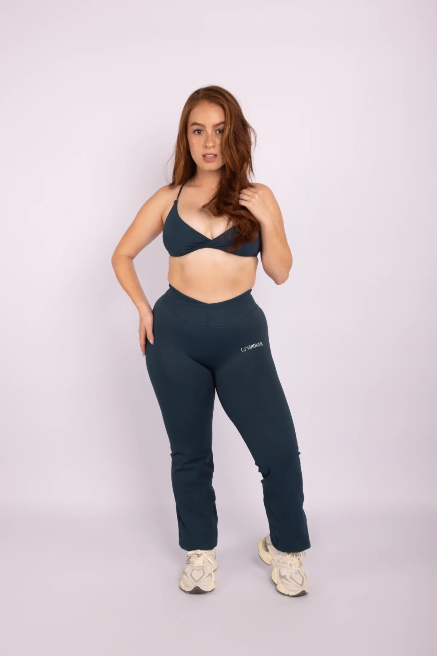 V-flare legging 1